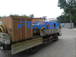 福瑞德機械小型灌縫機，手扶壓路機，灌縫膠及時發(fā)貨